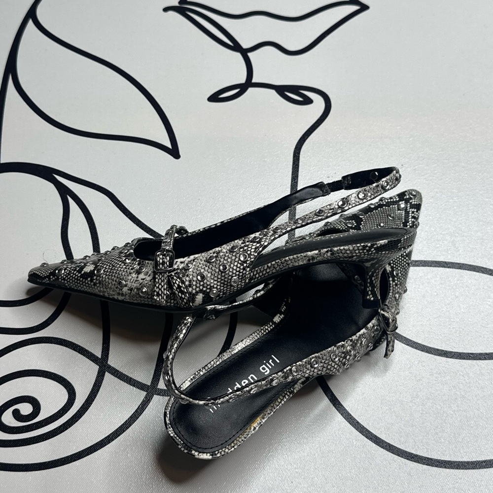 Madden Girl Black and Gray Patterned Heels